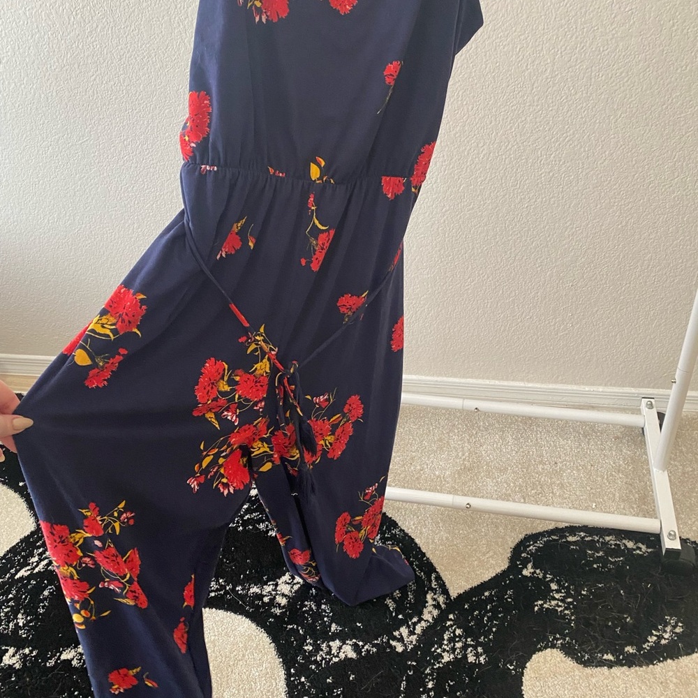 Spaghetti strap jumpsuit - Picture 3 of 4